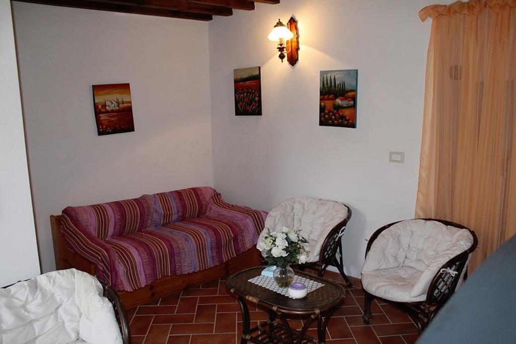 Casa Vacanze In Borgo Монтеверди Маритимо Екстериор снимка